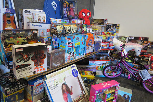 Samaritan House Holiday Toy Shop Spreads Joy with Support from San Mateo County Event Center